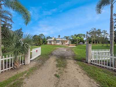 13881 N N 50th Place West Palm Beach, FL 33411