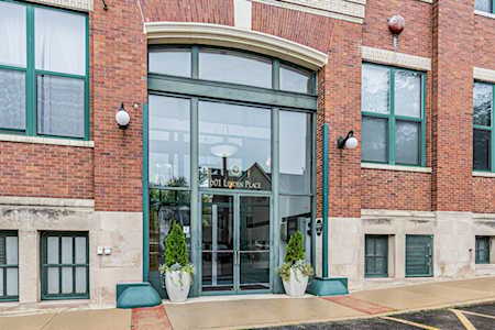 601 Linden Place #117 Evanston, IL 60202