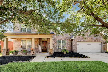 20203 Stanton Lake Dr Cypress, TX 77433