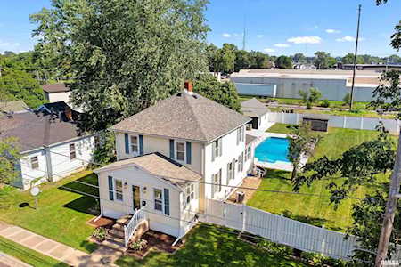 118 S Liberty St Morton, IL 61550