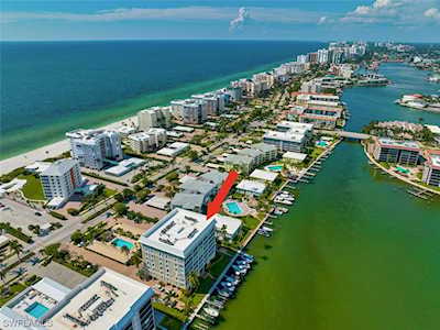 2750 N Gulf Shore Blvd., #204 Naples, FL 34103