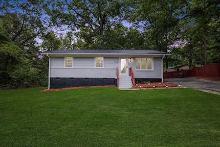 604 Bullock Court Apex, NC 27502