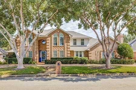 6715 Blake Drive Arlington, TX 76001