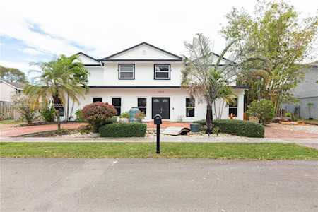 10227 SW 53rd Ct Cooper City, FL 33328