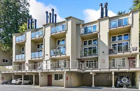 2933 76th Ave SE #11B Mercer Island, WA 98040