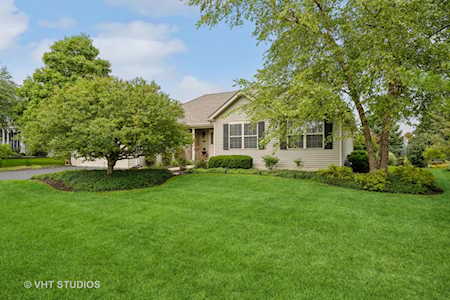 1884 Diamond Creek Ln Aurora, IL 60503