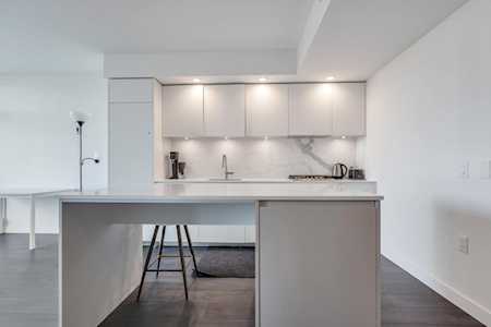 6463 Silver Avenue #1308 Burnaby, BC V5H 0K4