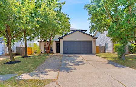 12813 Quirin DR Del Valle, TX 78617