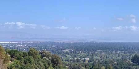 5 Alverno Ct Redwood City, CA 94061
