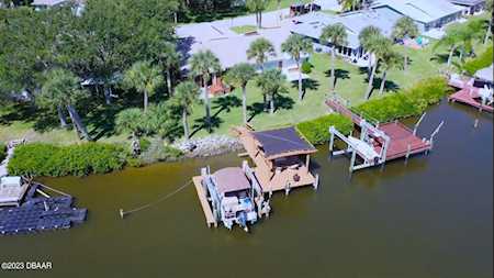 1242 Harbour Point Drive Port Orange, FL 32127