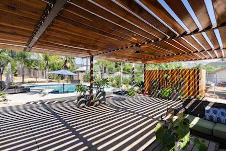 16321 Del Amo Court Ramona, CA 92065
