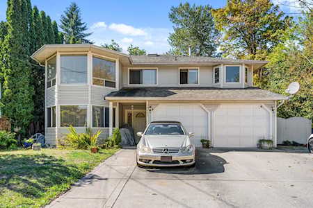 12605 224 Street Maple Ridge, BC V2X 6C2