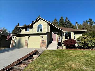 9307 15th St SE Lake Stevens, WA 98258