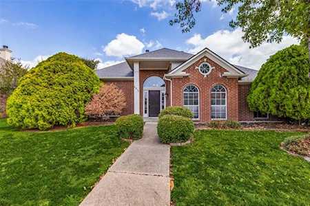 2913 Clearmeadow Drive Mesquite, TX 75181