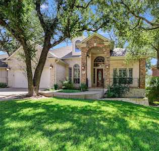 5813 Medicine Creek DR Austin, TX 78735