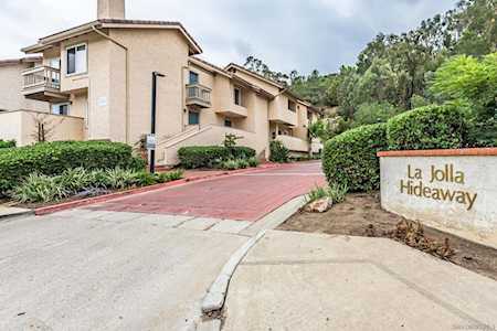 8278 Gilman Dr #34 La Jolla, CA 92037