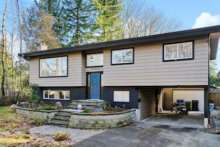 34302 Cedar Avenue Abbotsford, BC V2S 2W2