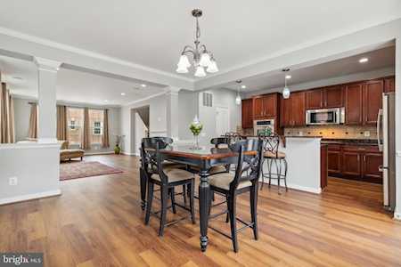 2038 Blunt Ln Alexandria, VA 22303
