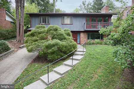 6007 Cairn Terrace Bethesda, MD 20817