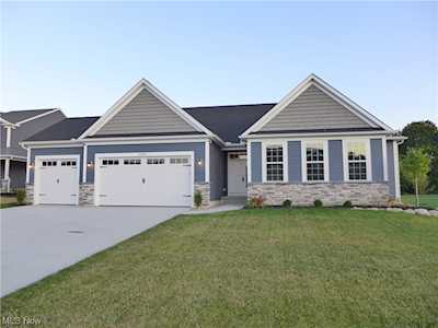 34209 Harvest Pointe Dr North Ridgeville, OH 44039
