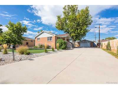 5985 Grape St Commerce City, CO 80022