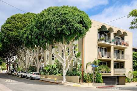874 Hammond St #10 West Hollywood, CA 90069