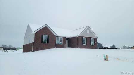26644 International Dr Lyon Twp, MI 48178