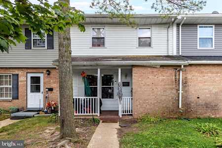 30 Maureen Ct Sicklerville, NJ 08081