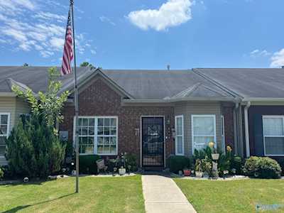 2438 SW Cameron Street Decatur, AL 35603