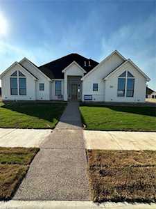 11012 Familia Real Drive Benbrook, TX 76126