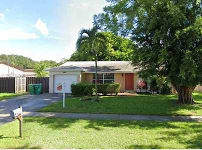 10213 SW 51st St Cooper City, FL 33328