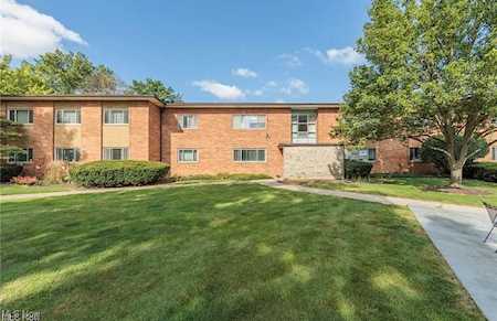 1750 Wagar Rd #107 Rocky River, OH 44116
