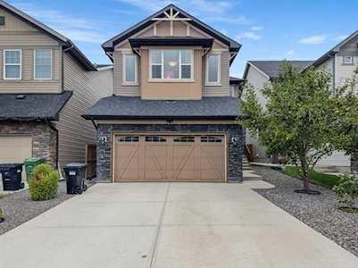 41 Panatella Row NW Calgary, AB T3K 0V5