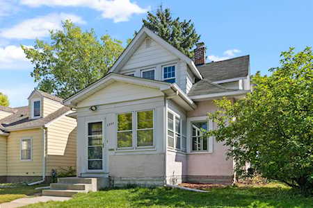 2549 Brighton Avenue NE Minneapolis, MN 55418