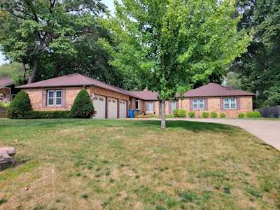 1549 Berne Rd NE Fridley, MN 55421