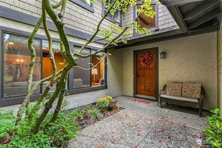 11817 Stendall Place N Seattle, WA 98133