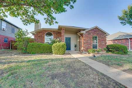3017 Scott Drive Sachse, TX 75048