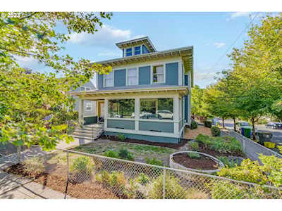 2605 SE 23rd AVE Portland, OR 97202