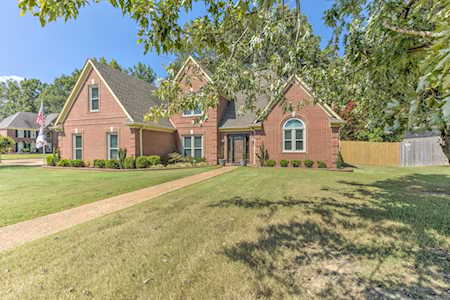 7930 Abington Woods Ave Bartlett, TN 38002