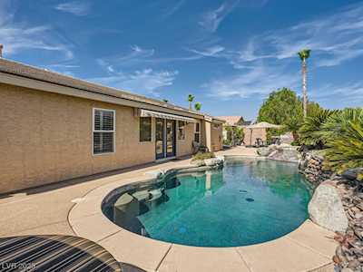 8304 Spanish Meadows Ave Las Vegas, NV 89131