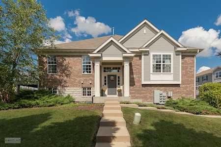 2648 Dunraven Ave Naperville, IL 60540