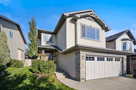 115 SE New Brighton Mews Calgary, AB T2Z 4G8