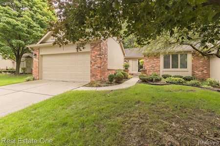 37007 Driftwood #3 Farmington Hills, MI 48331