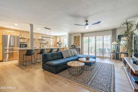 5320 N 78th Place Scottsdale, AZ 85250