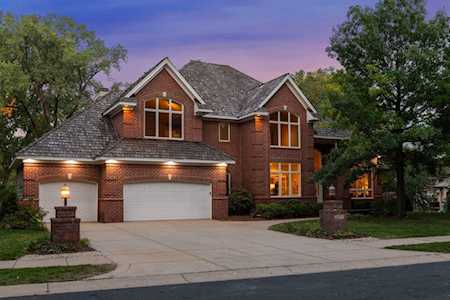 8871 Cove Pointe Road Eden Prairie, MN 55347