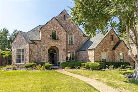 7006 Shepherds Glen Colleyville, TX 76034