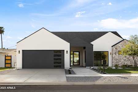 3106 N 42nd Street Phoenix, AZ 85018