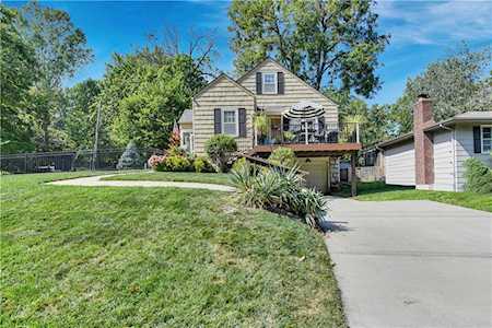 5000 Neosho Ln Roeland Park, KS 66205