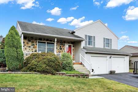 3489 Sullivan St Mechanicsburg, PA 17050