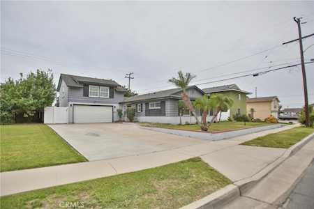 8572 La Casita Ave Fountain Valley, CA 92708